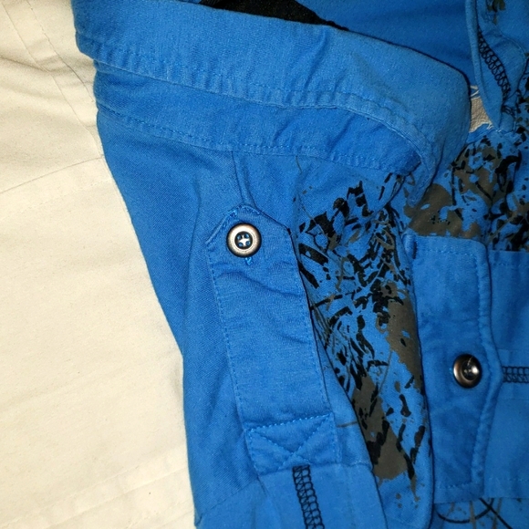 Men's Shirt - Picture 5 of 5